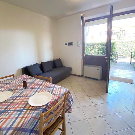 Apartment With Garden And Grill - Green Residence Sirmione Desenzano del Garda Exterior foto